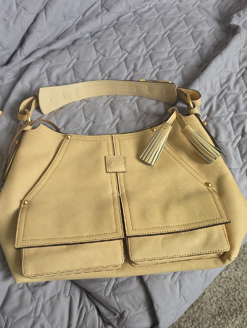 Elegant Cream Leather Tote Bag